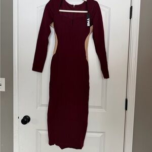 TA3 Notchy Contour Dress L